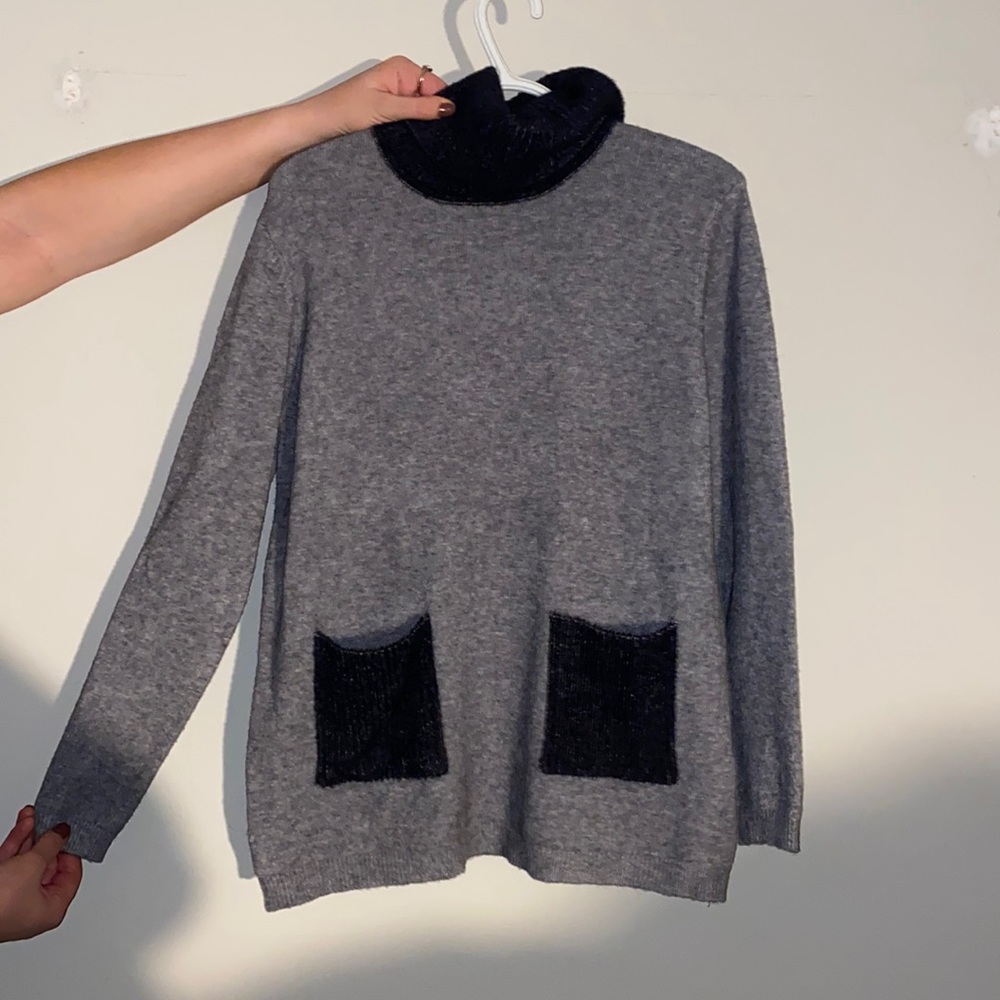 Grey & charcoal grey turtle neck sweater